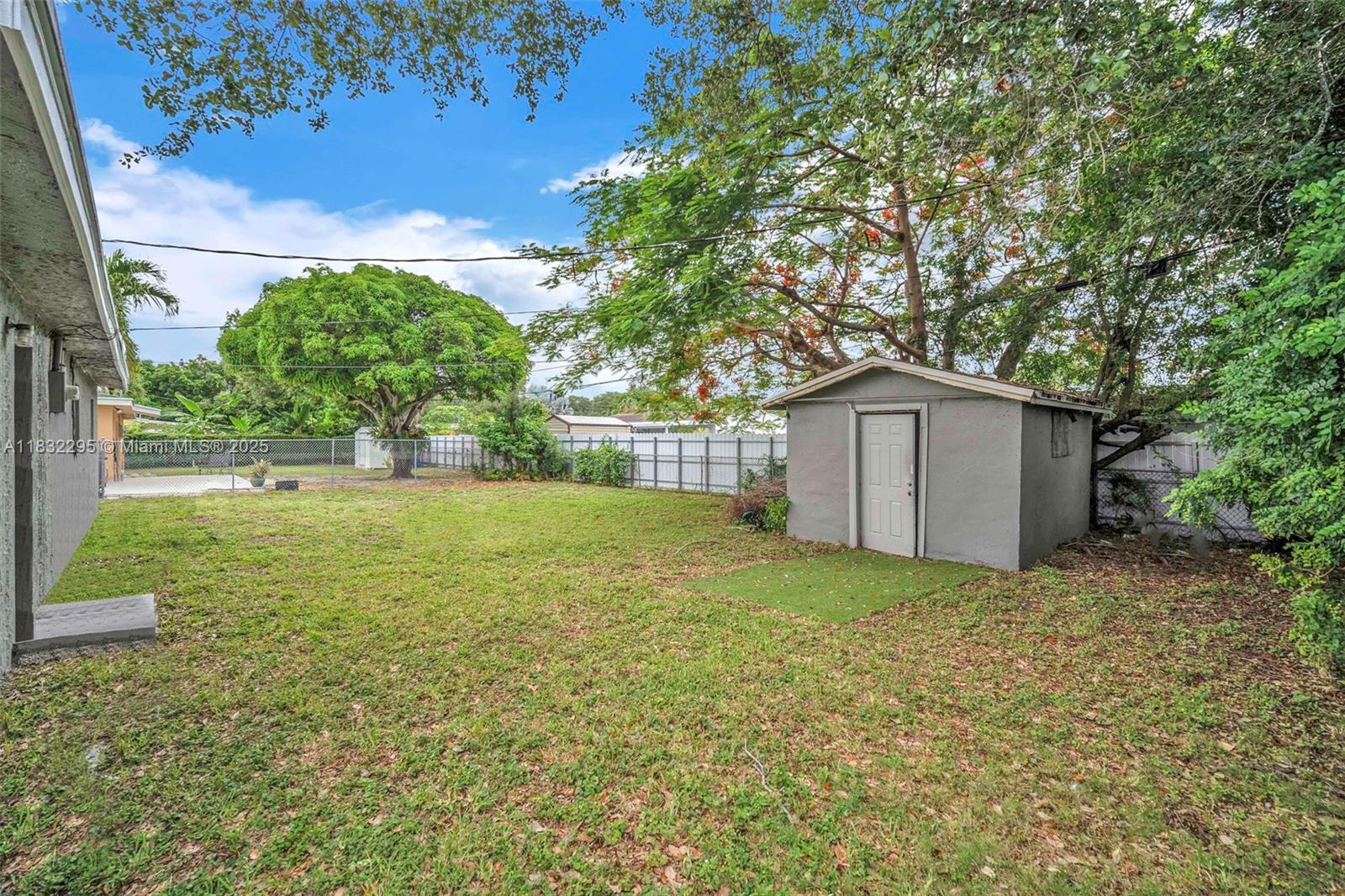 3010 NW 171st Ter, Miami Gardens, Florida image 18