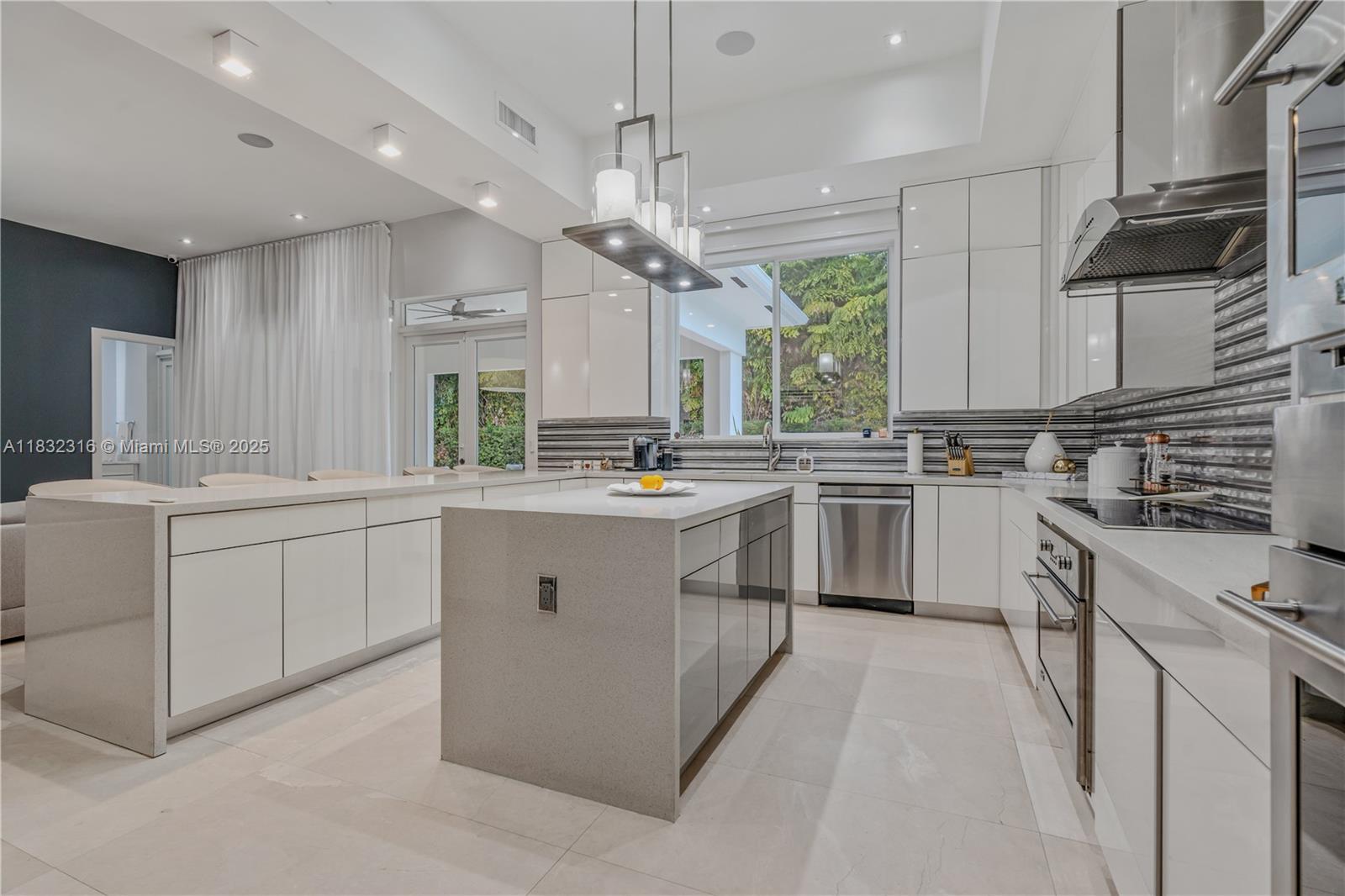 12401 SW 82nd Ave, Pinecrest, Florida image 16