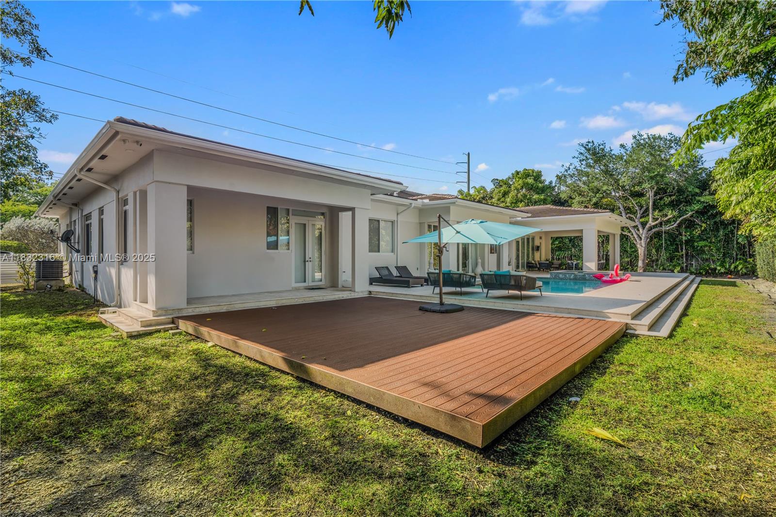 12401 SW 82nd Ave, Pinecrest, Florida image 39