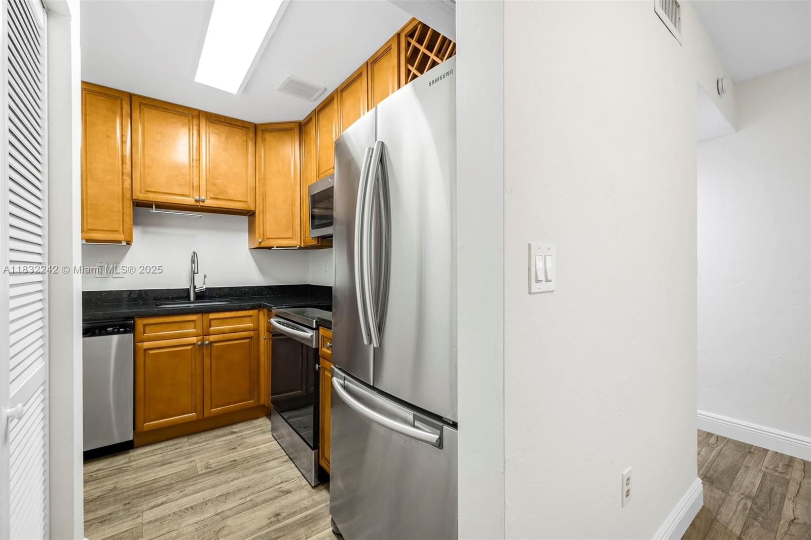 1205 Mariposa Ave #308, Coral Gables, Florida image 15