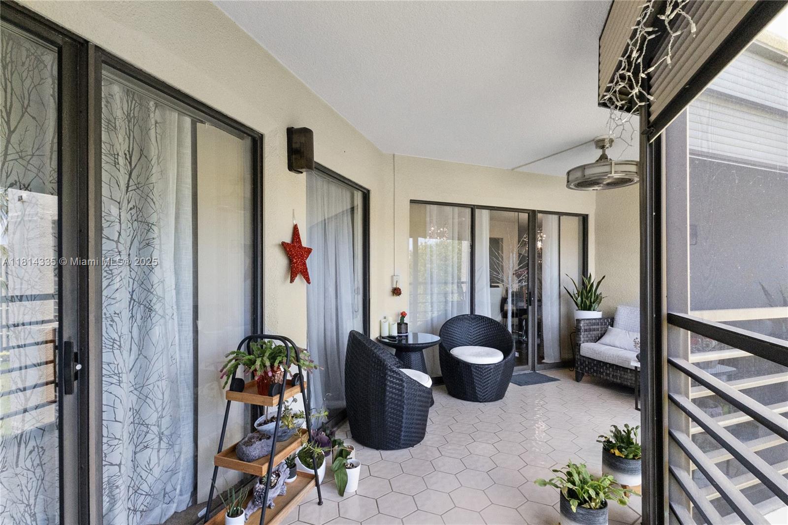 5749 Camino Del Sol #403, Boca Raton, Florida image 17