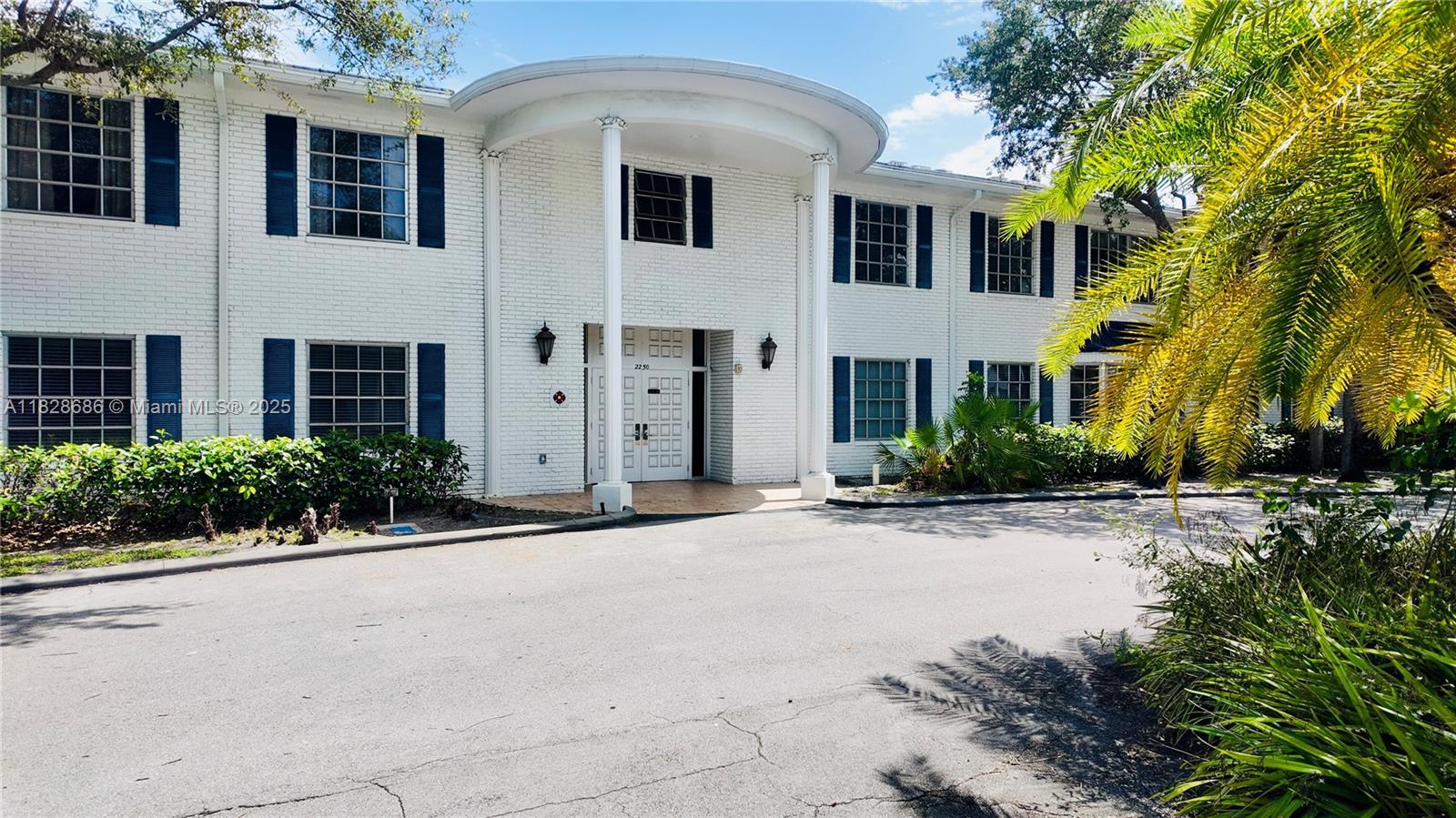 2250 NE 66th St #1504, Fort Lauderdale, Florida image 2