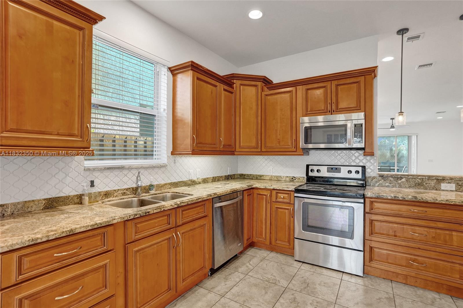 Property photo # 6