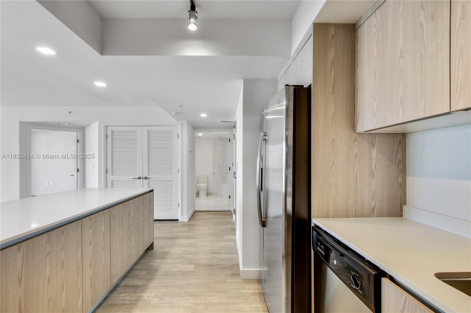 Property photo # 8