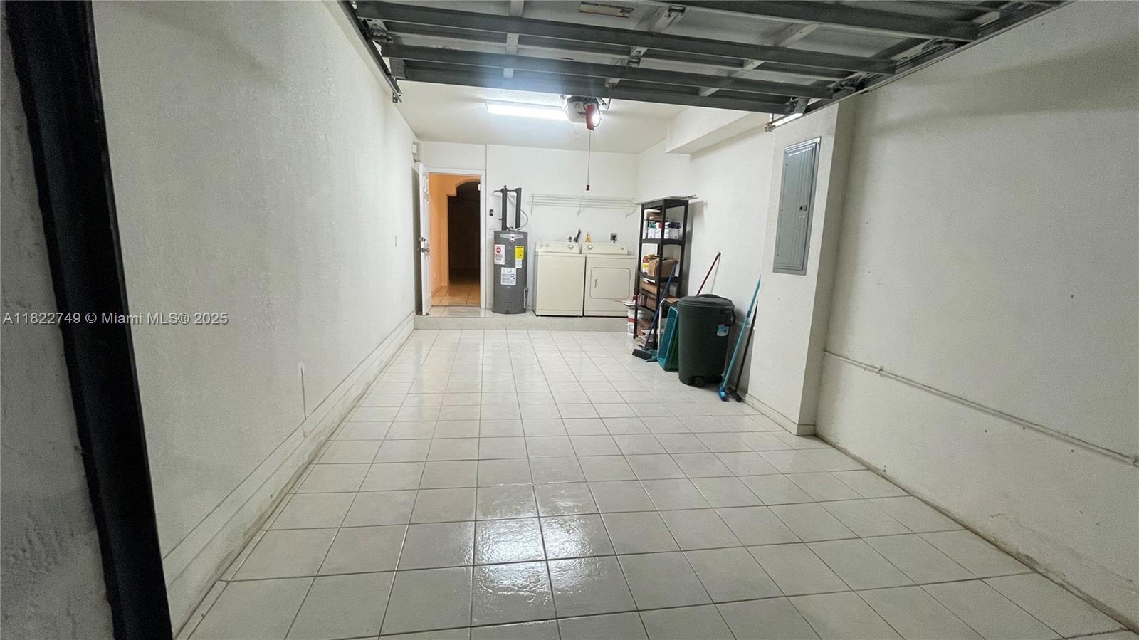 11530 NW 48th Ter, Doral, Florida image 16