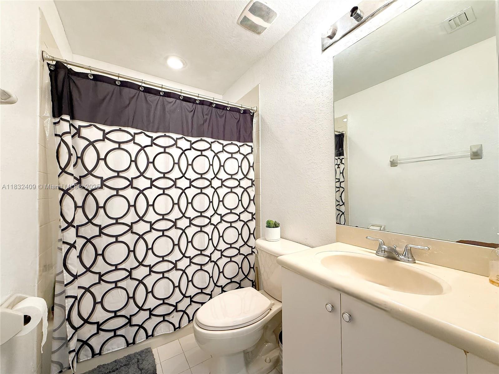 11202 NW 83rd St #112, Doral, Florida image 17