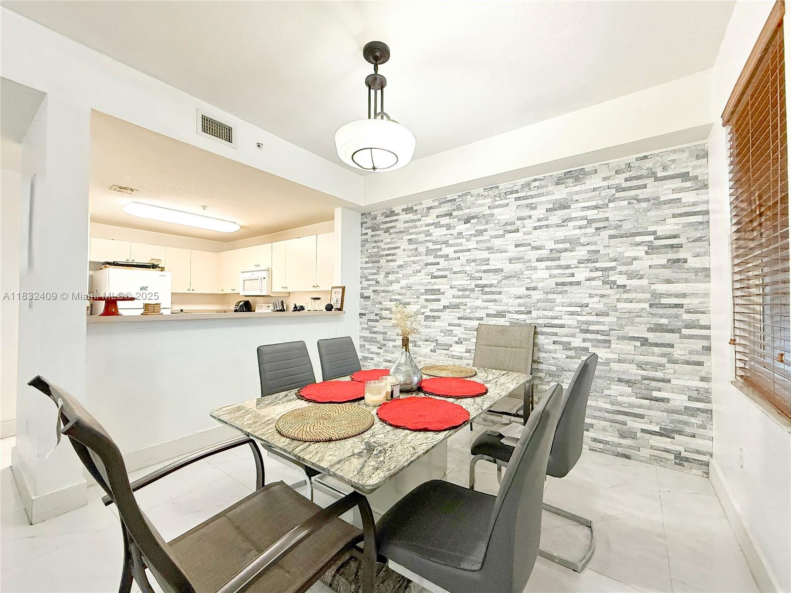 11202 NW 83rd St #112, Doral, Florida image 5