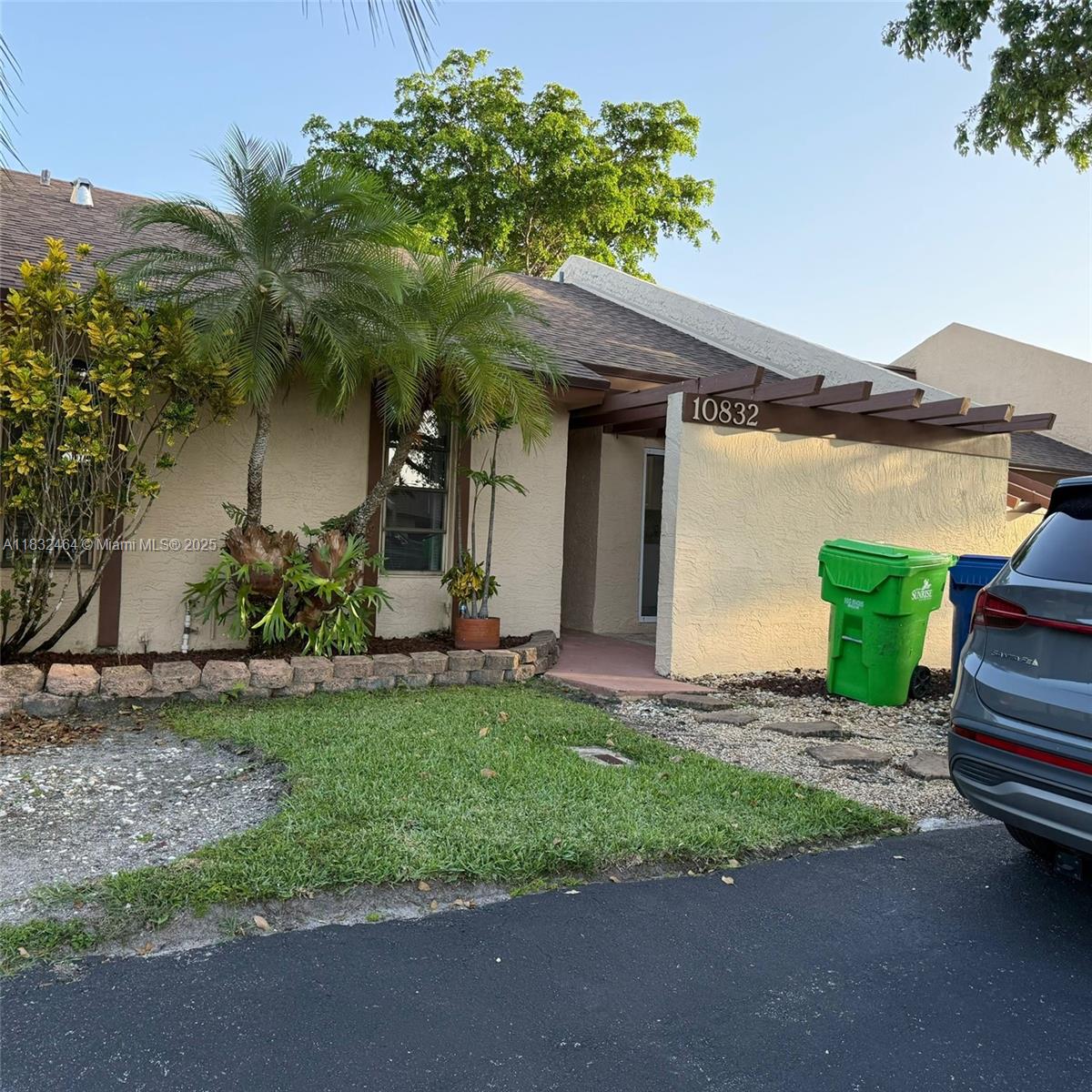 Property photo # 0