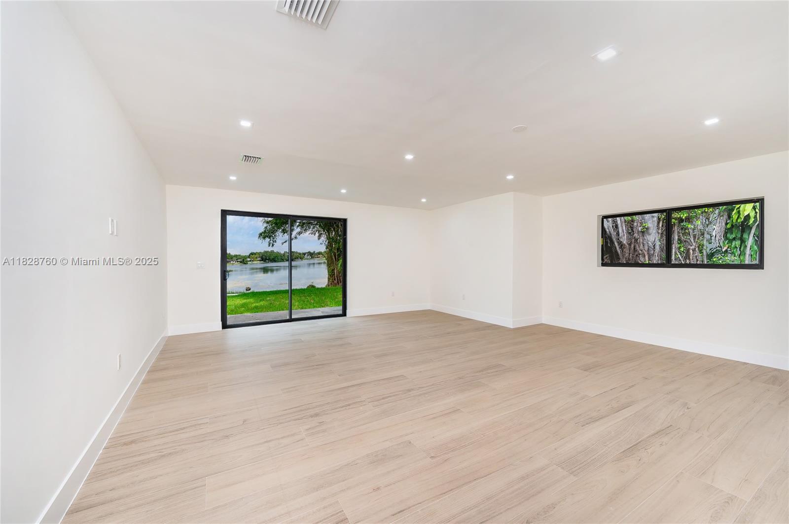 7101 E Troon Cir, Miami Lakes, Florida image 20