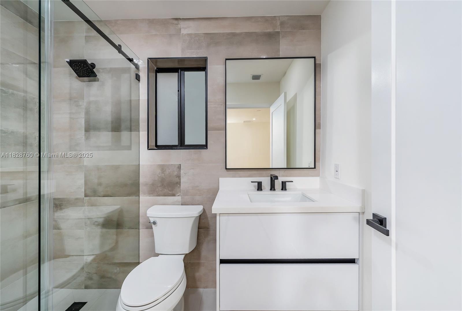 7101 E Troon Cir, Miami Lakes, Florida image 28
