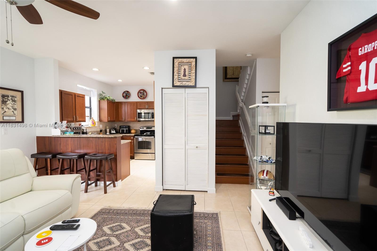 Property photo # 9