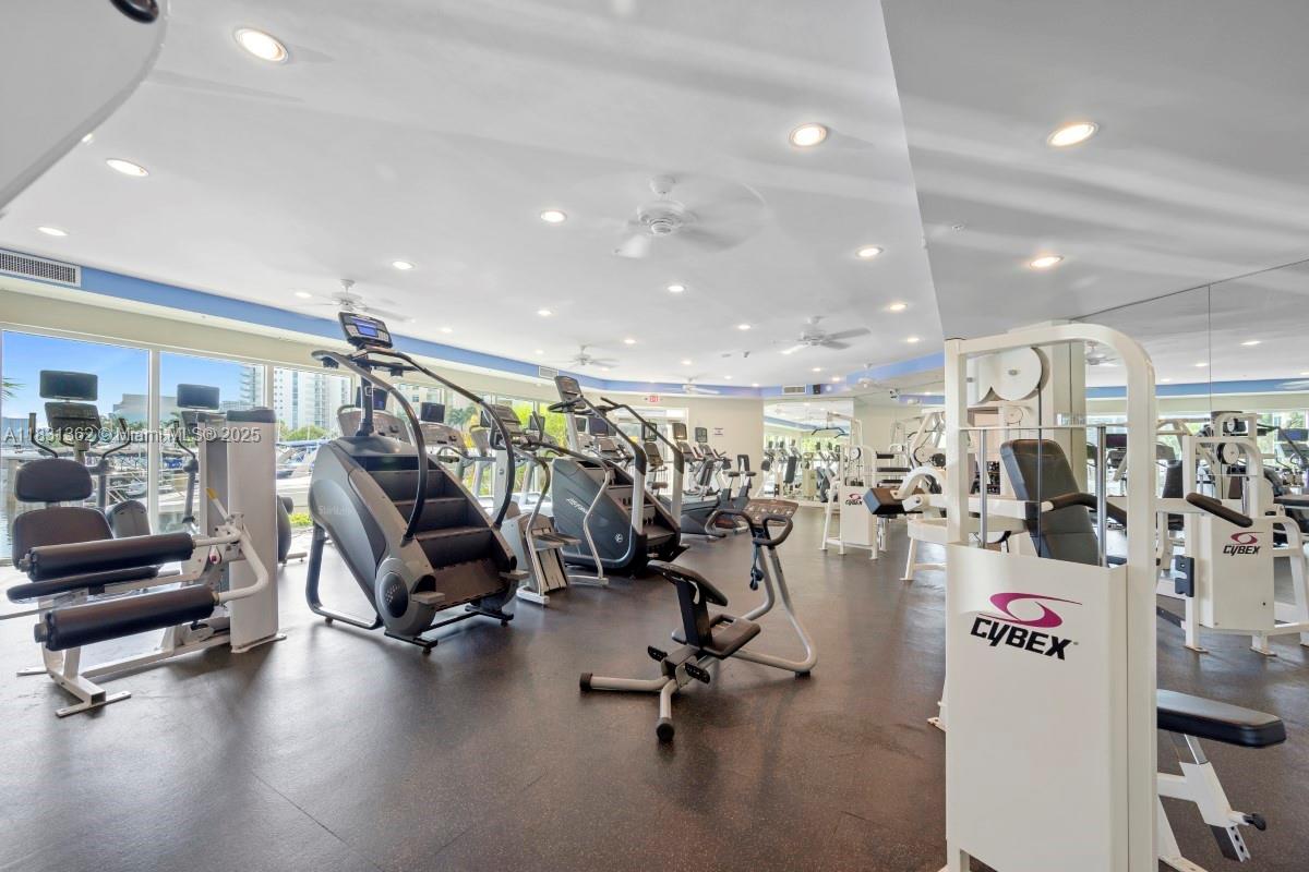3330 NE 190th St #1912, Aventura, Florida image 24