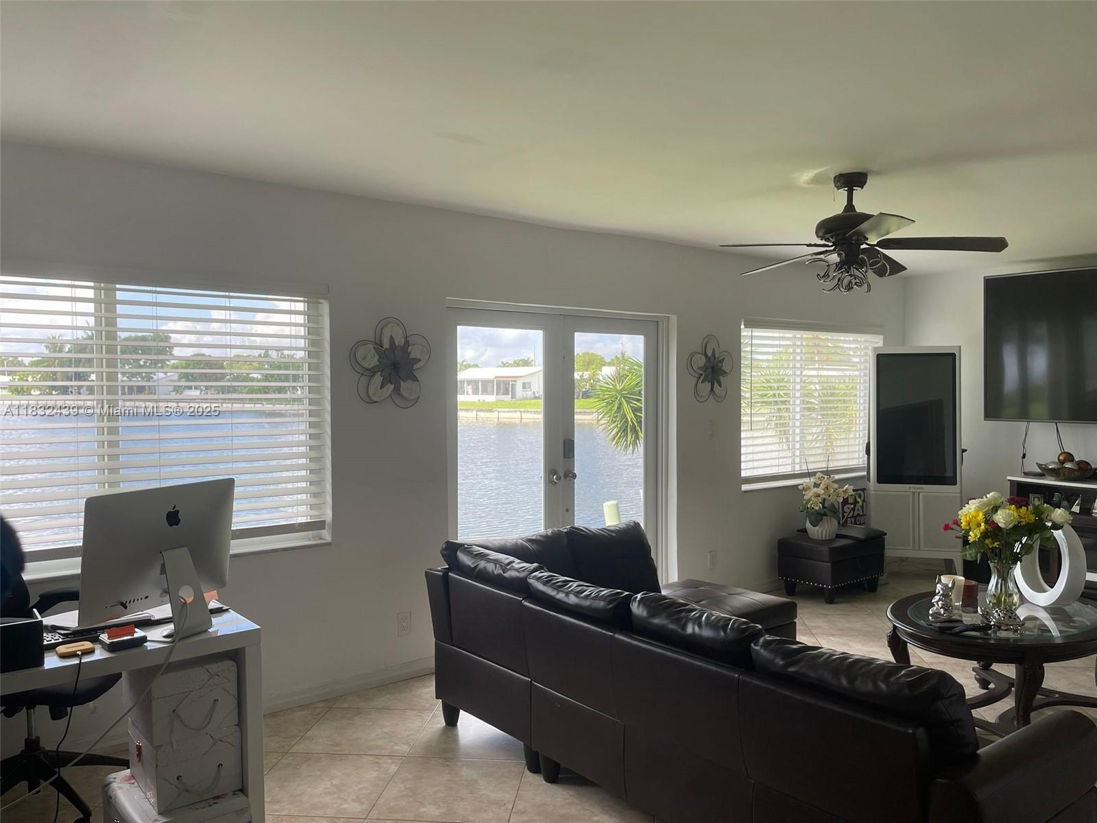 8312 NW 59th St, Tamarac, Florida image 1