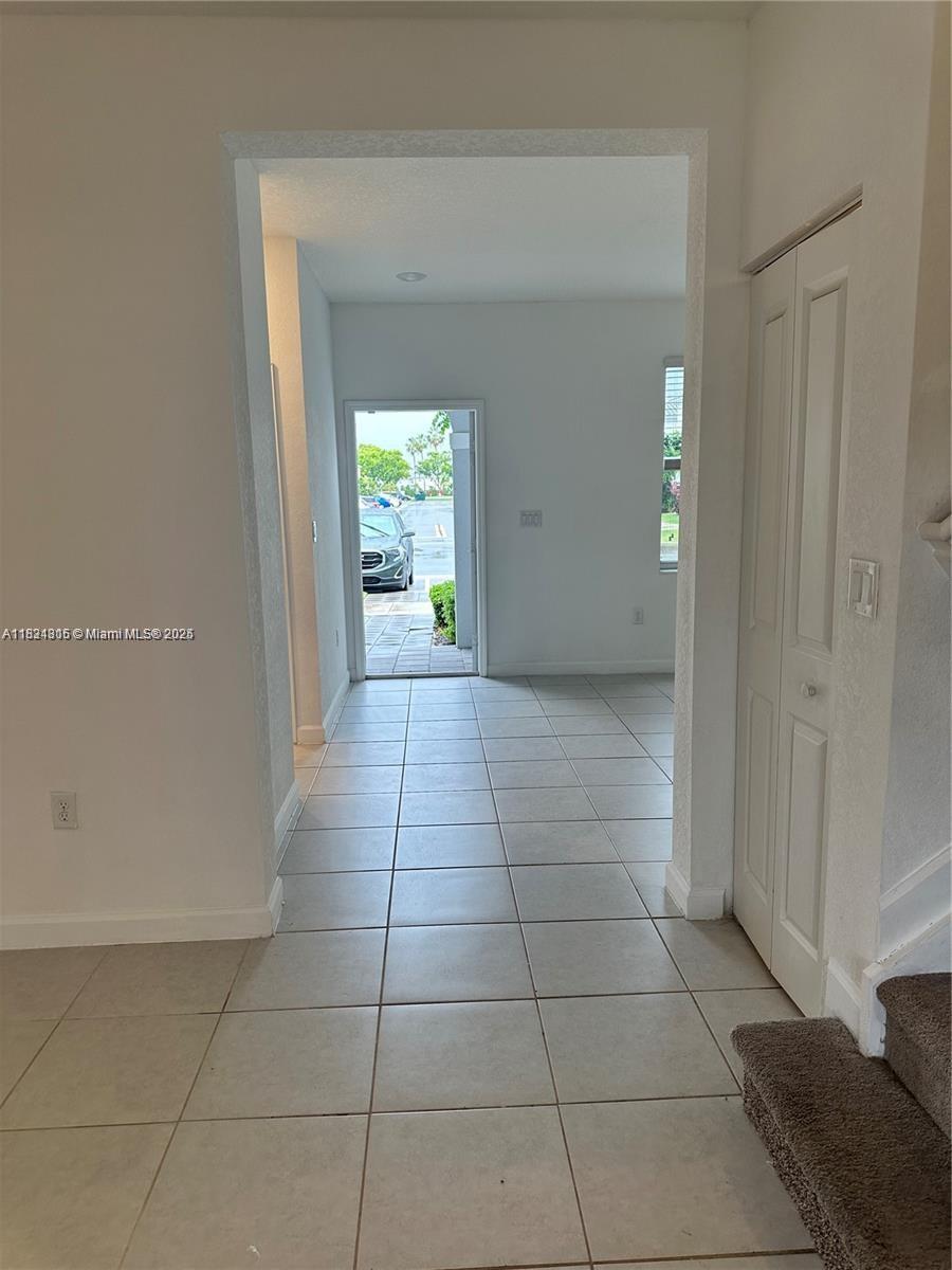 Residential, Homestead, Florida image 3