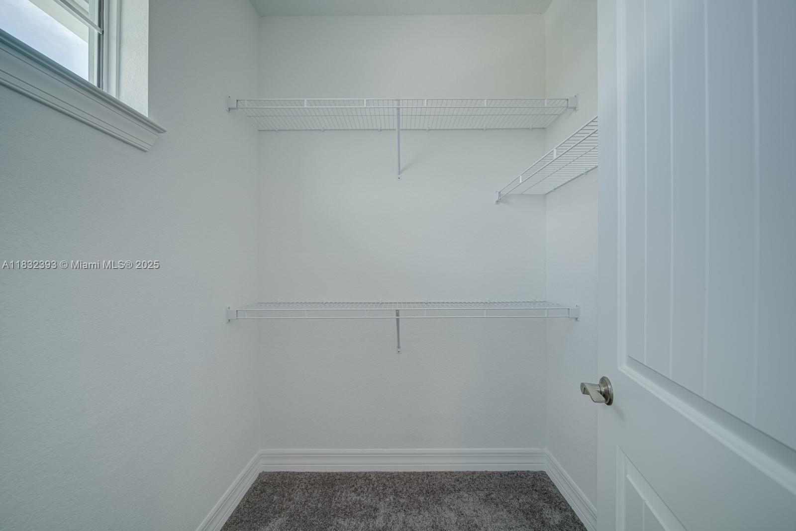 1280 Eucalyptus Dr 4