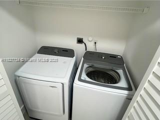 964 N 18th Ct, Hollywood, Florida image 10