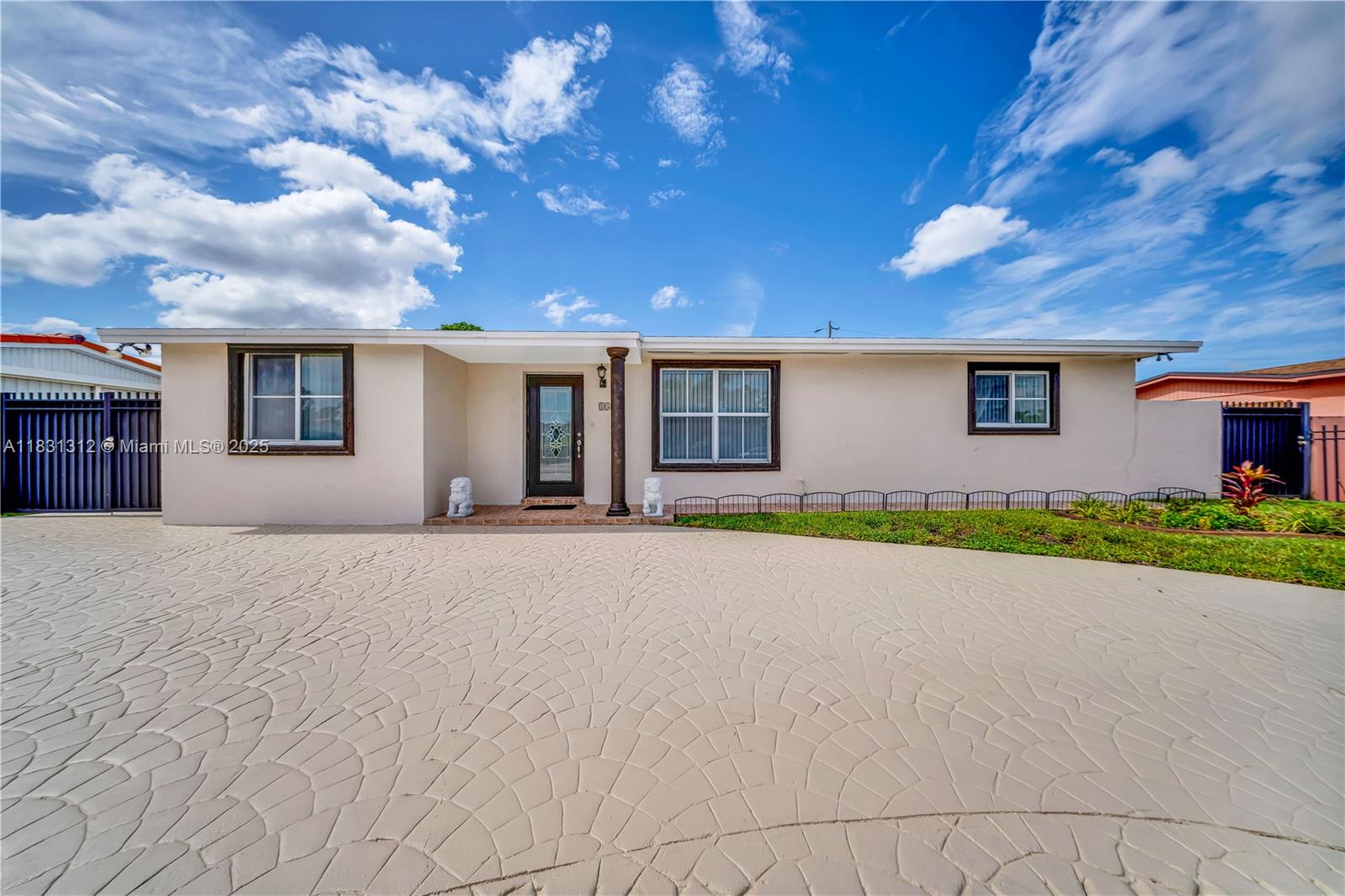 1315 W 79th St, Hialeah, Florida image 2