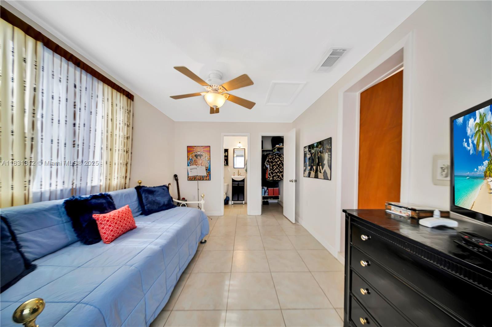 1315 W 79th St, Hialeah, Florida image 9