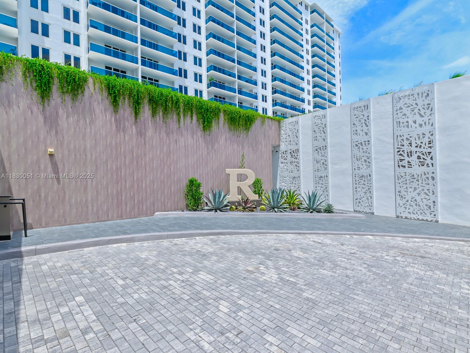2301 Collins Ave #1631, Miami Beach, Florida image 2