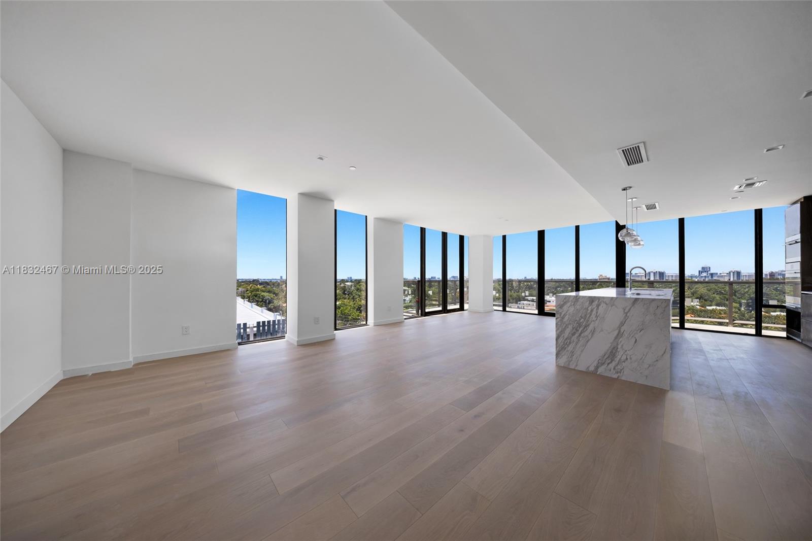 340 W 42 St #508, Miami Beach, Florida image 1