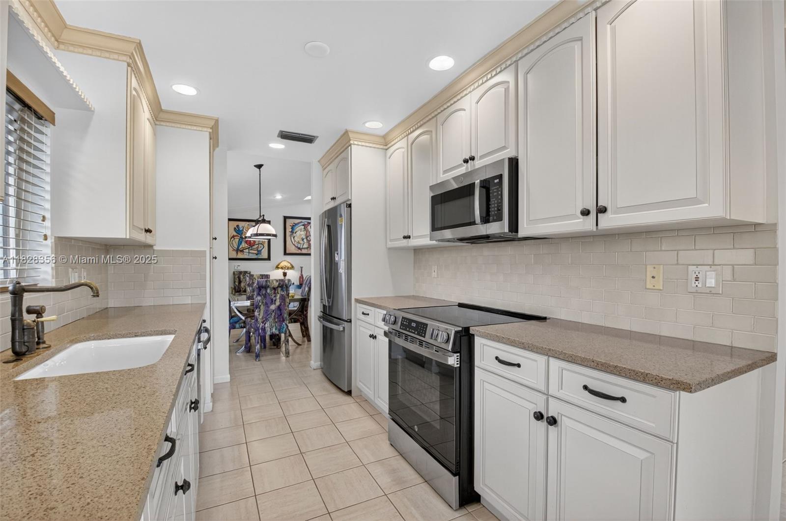 10344 Sunset Bend Dr, Boca Raton, Florida image 13