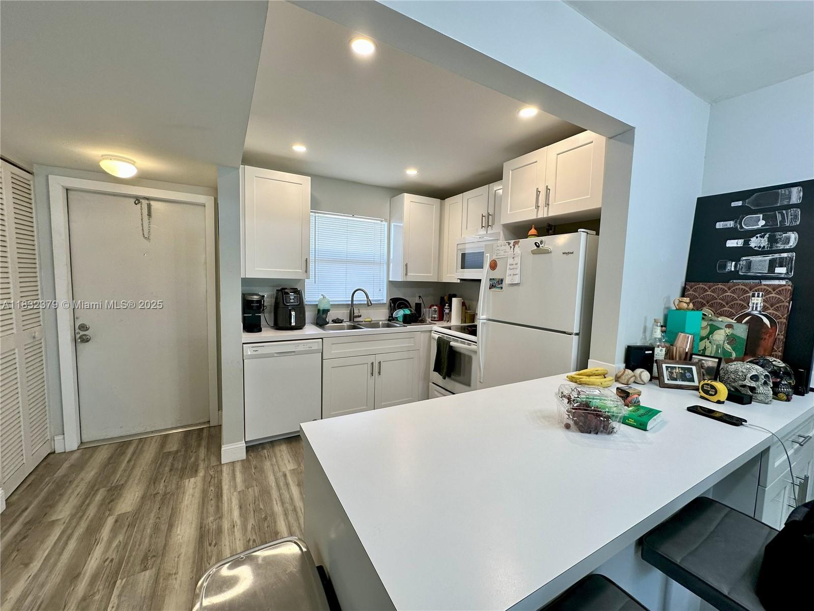 Property photo # 6