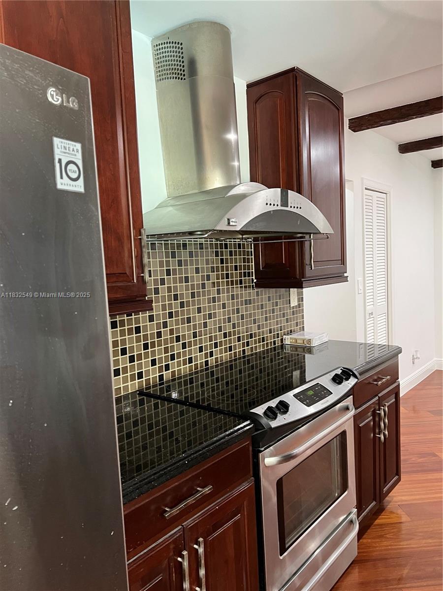 Property photo # 9