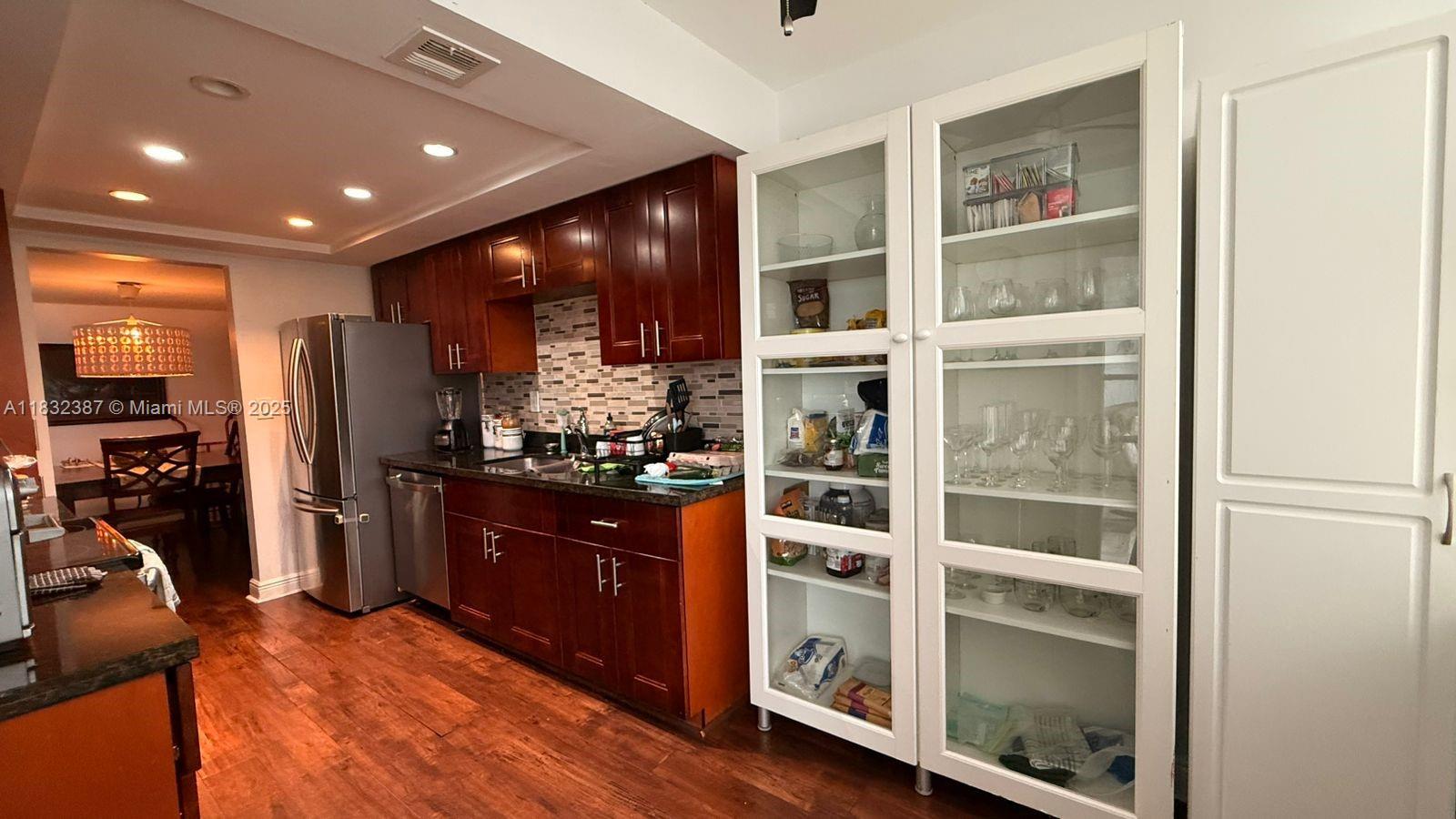 Property photo # 2