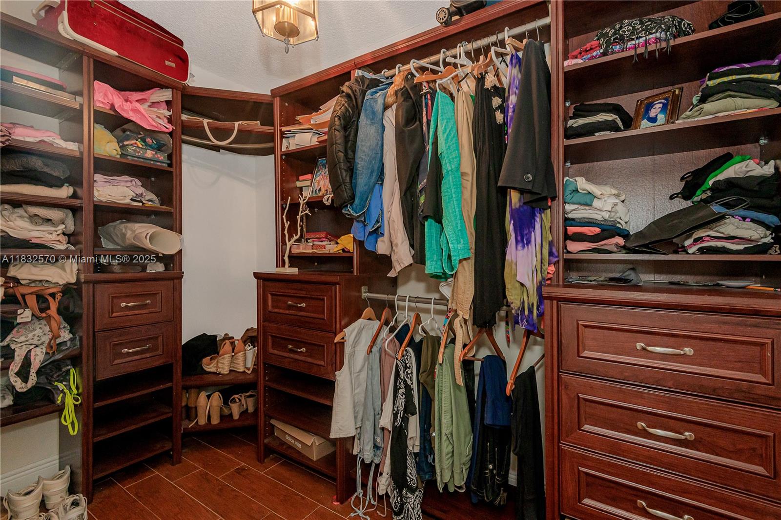 Property photo # 6