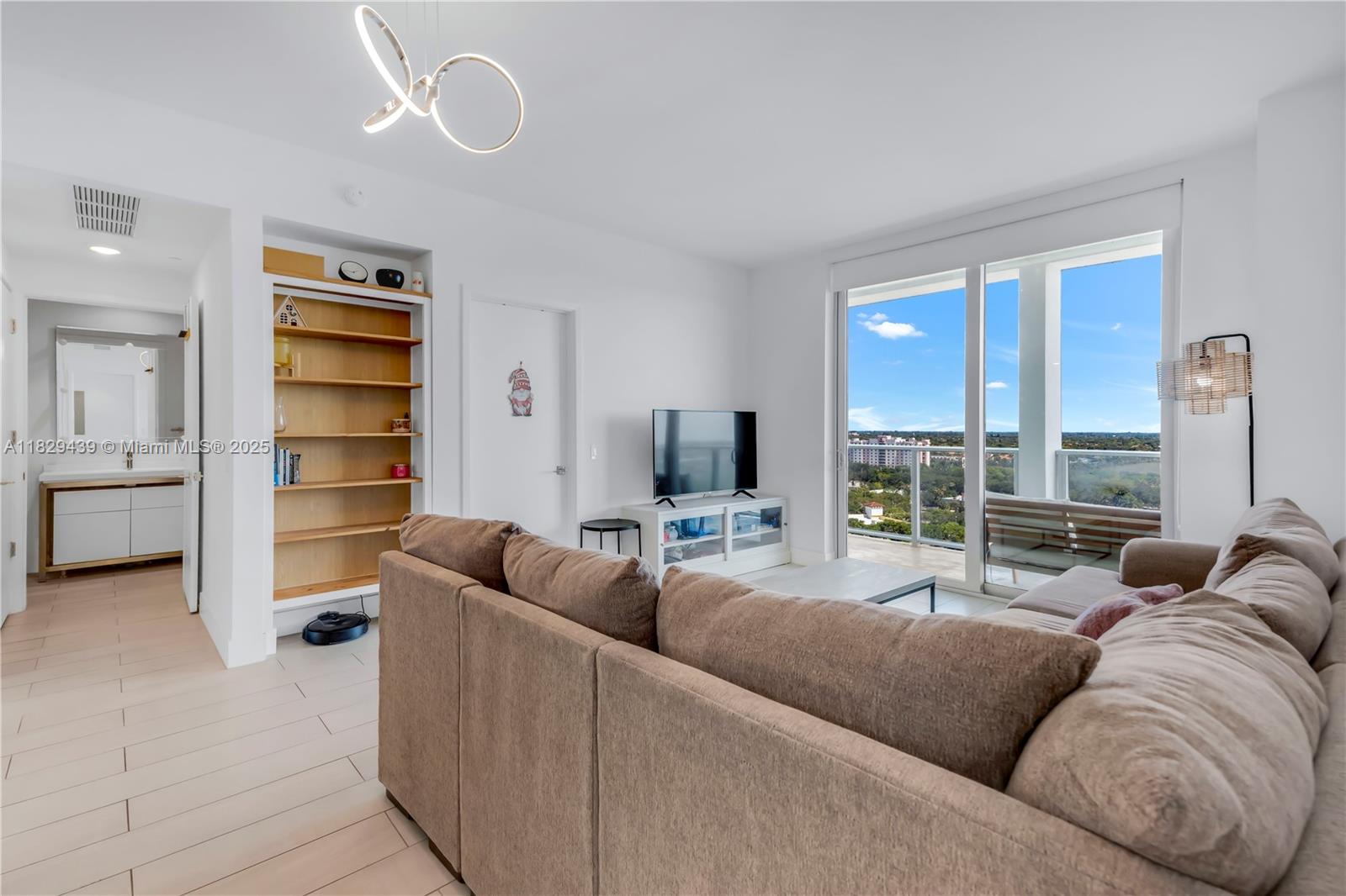 Property photo # 4