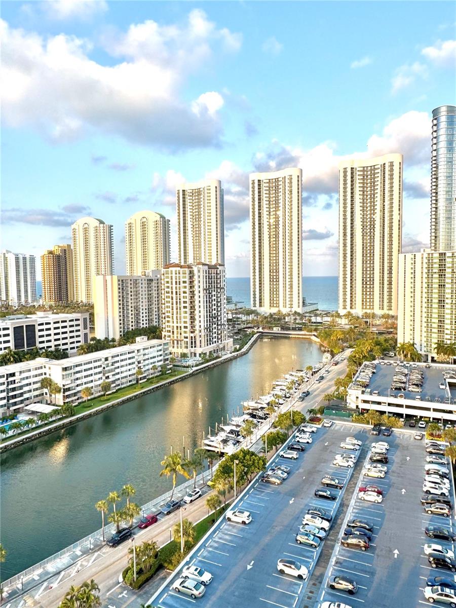 300 Bayview Dr #1801, Sunny Isles Beach, Florida image 12