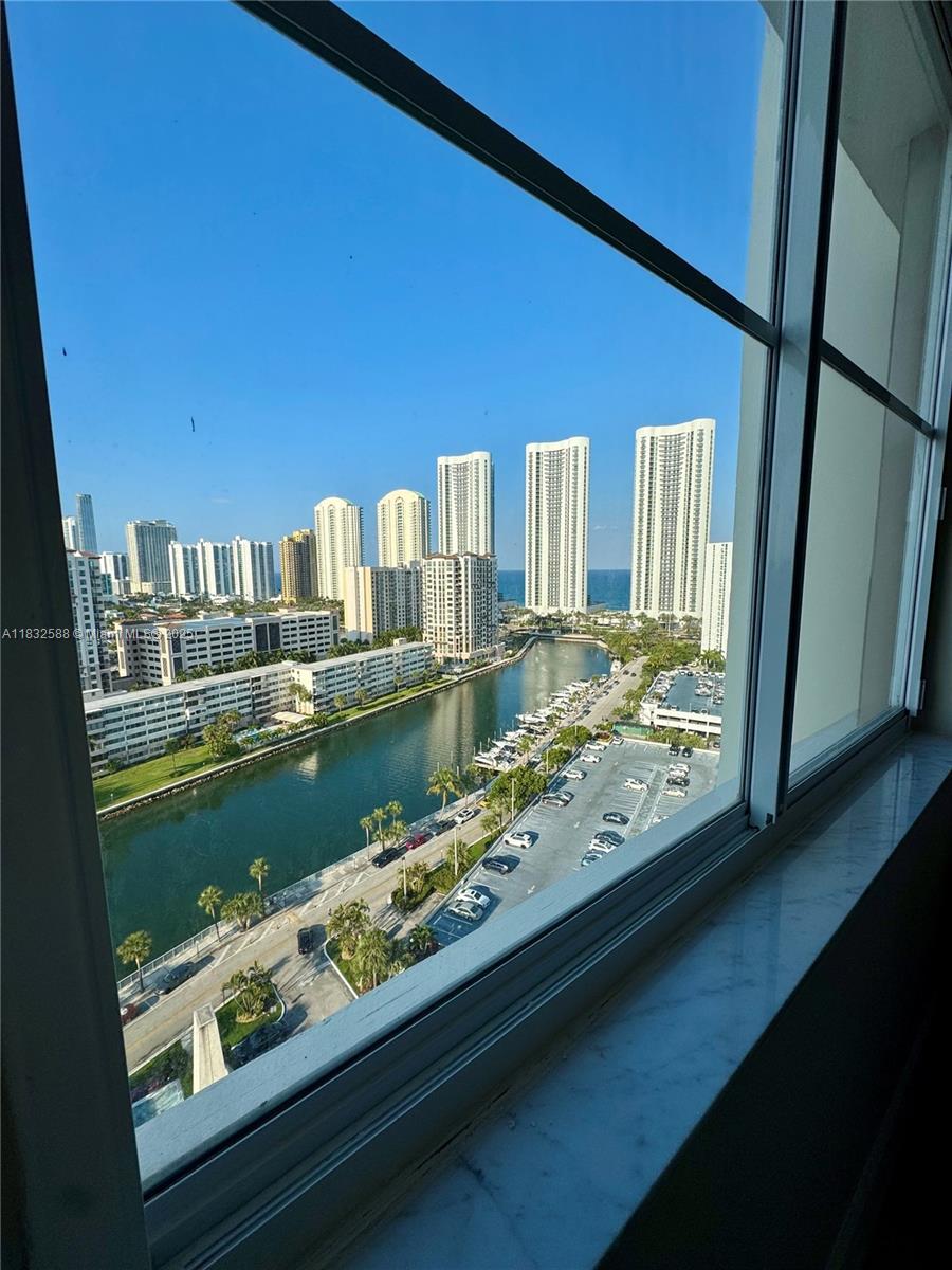 300 Bayview Dr #1801, Sunny Isles Beach, Florida image 25