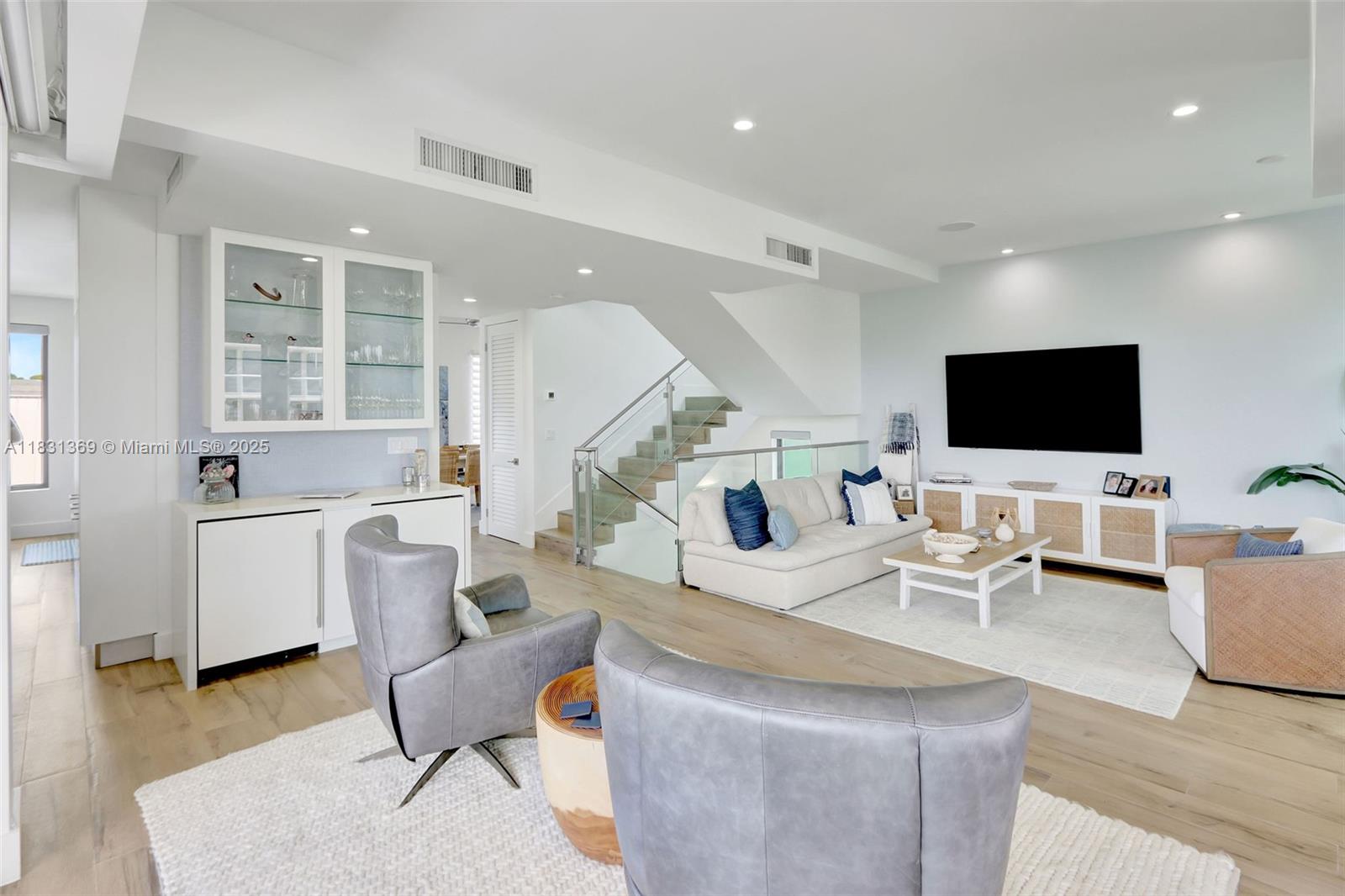 324 Balboa St, Hollywood, Florida image 5