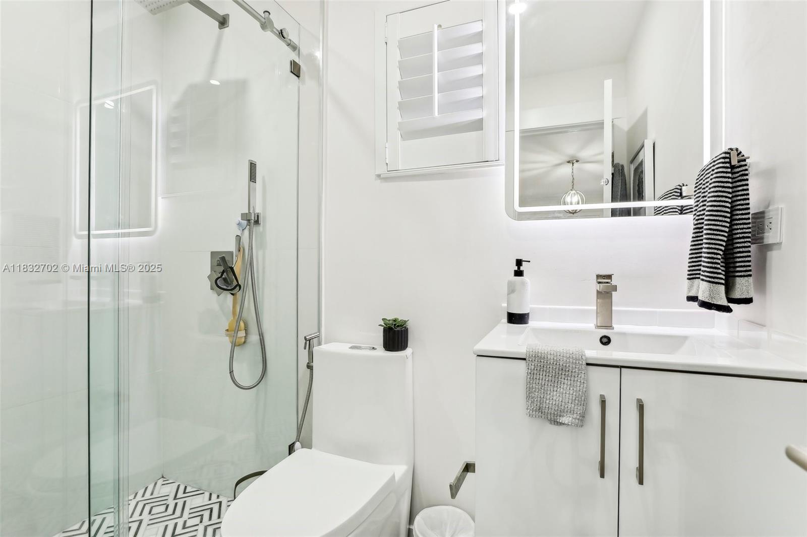 2550 SW 68th Ave, Miami, Florida image 18