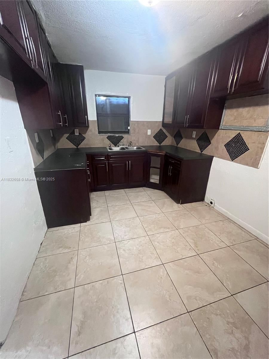 1927 NW 64 St, Miami, Florida image 5