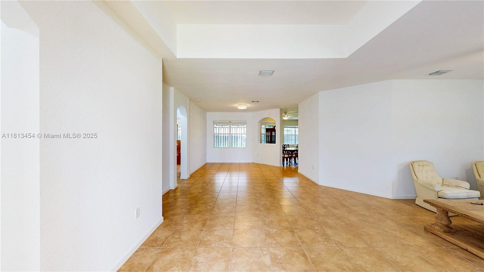 12922 SW 221st St, Miami, Florida image 8