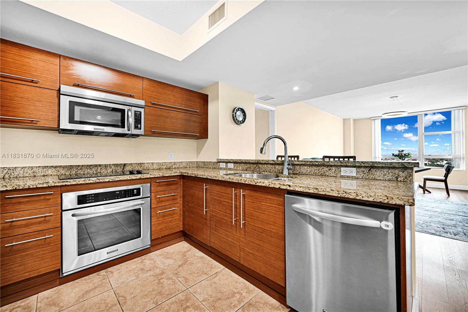 Property photo # 4