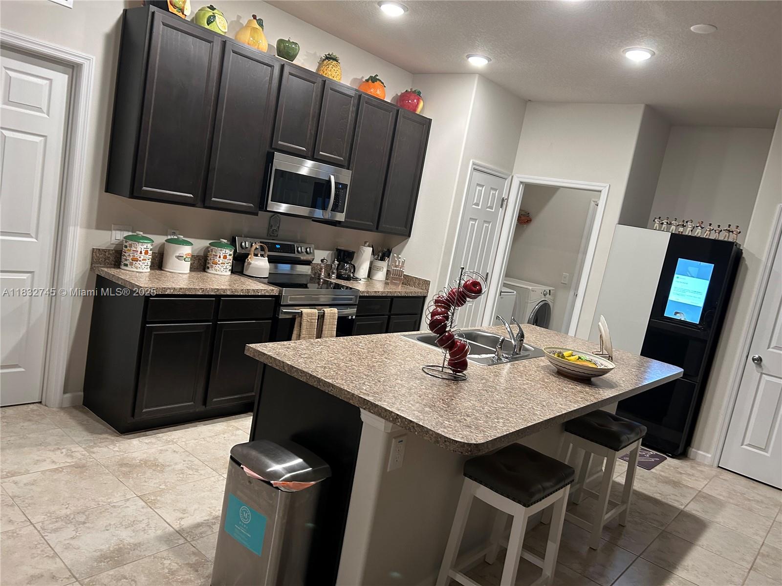 Property photo # 4