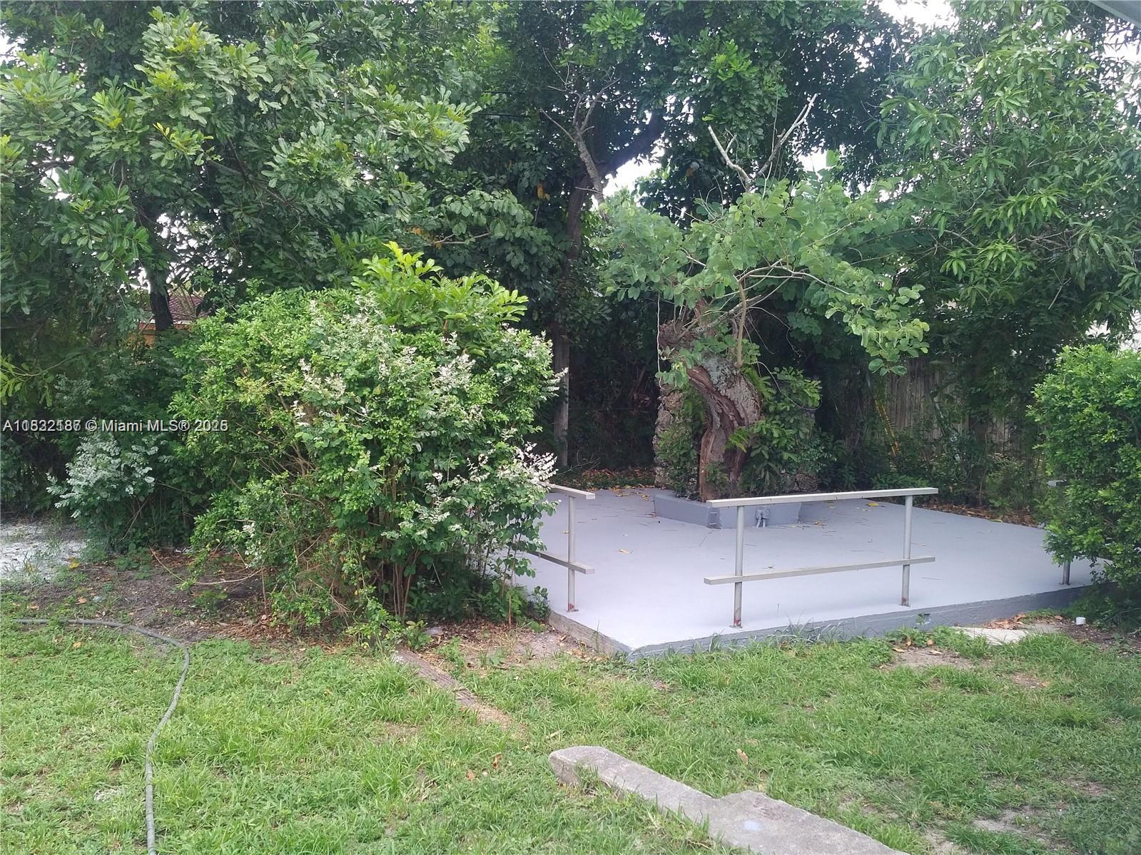 2840 SW 8th St, Fort Lauderdale, Florida image 22