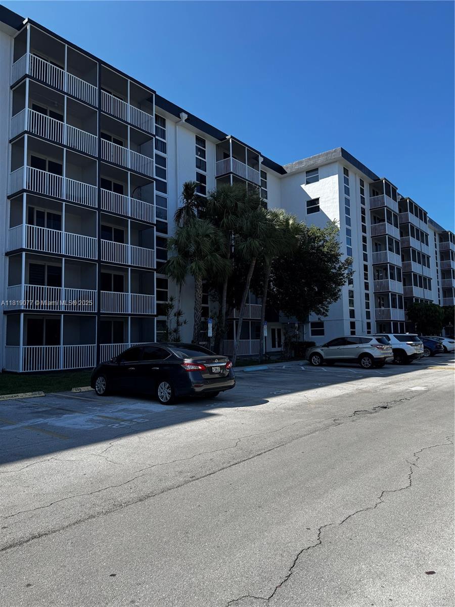 16851 23rd Ave Unit A516, North Miami Beach, Florida 33160