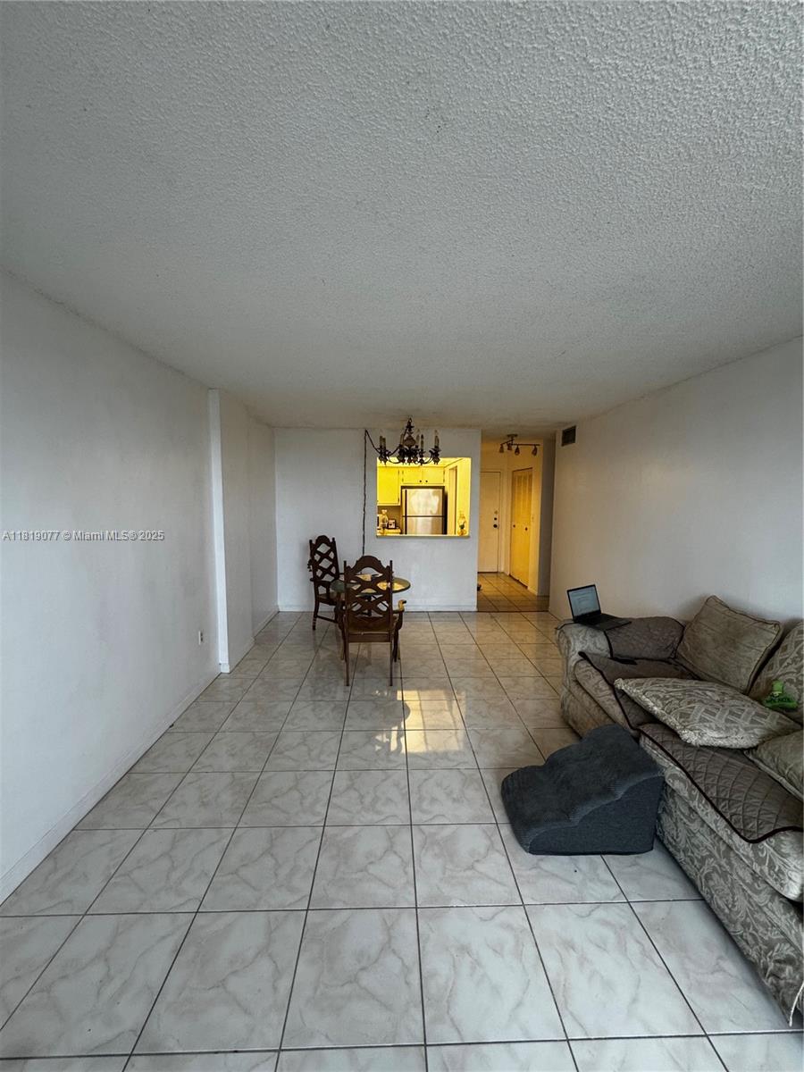 16851 NE 23rd Ave #A516, North Miami Beach, Florida image 3