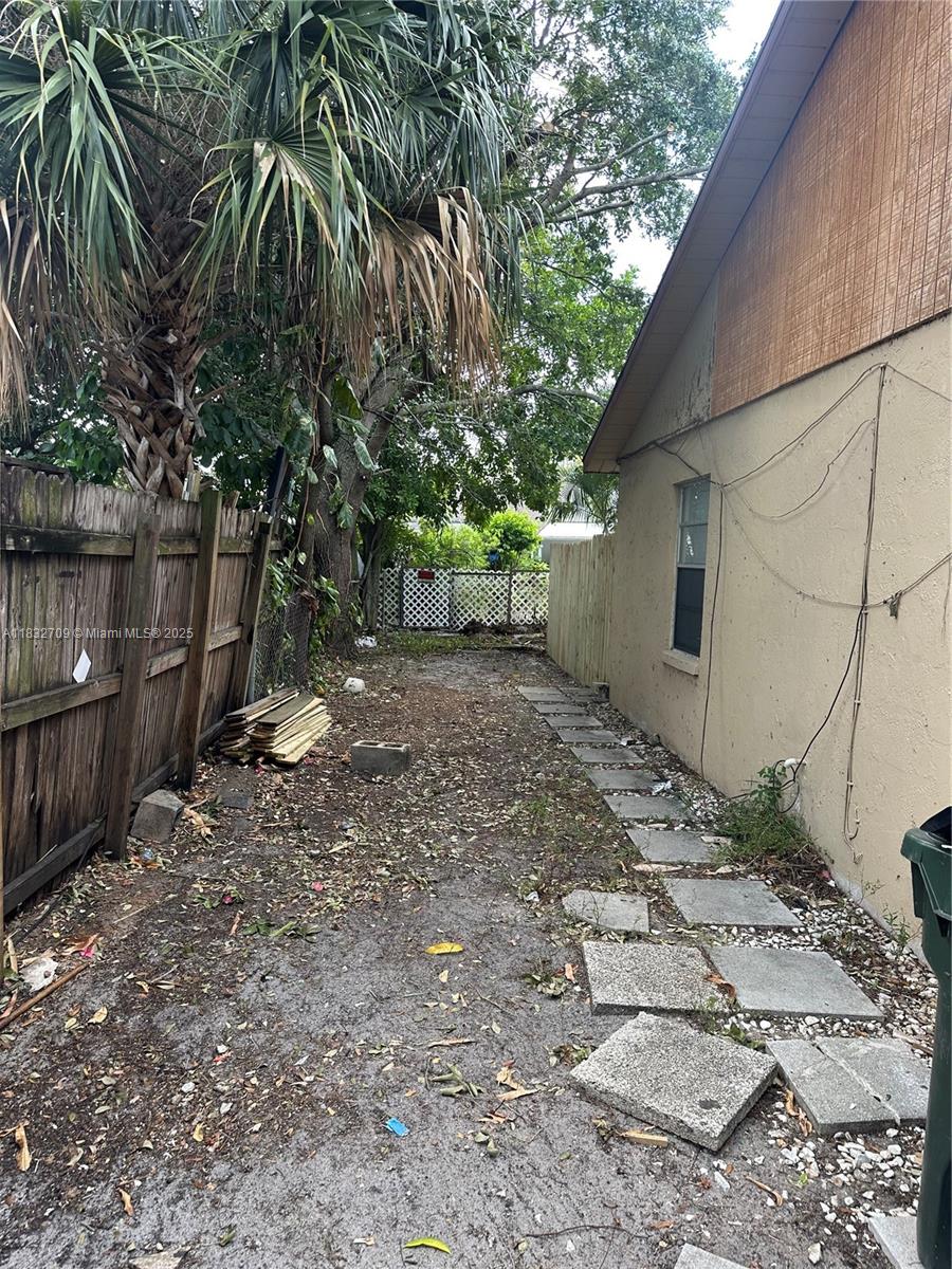 Property photo # 9
