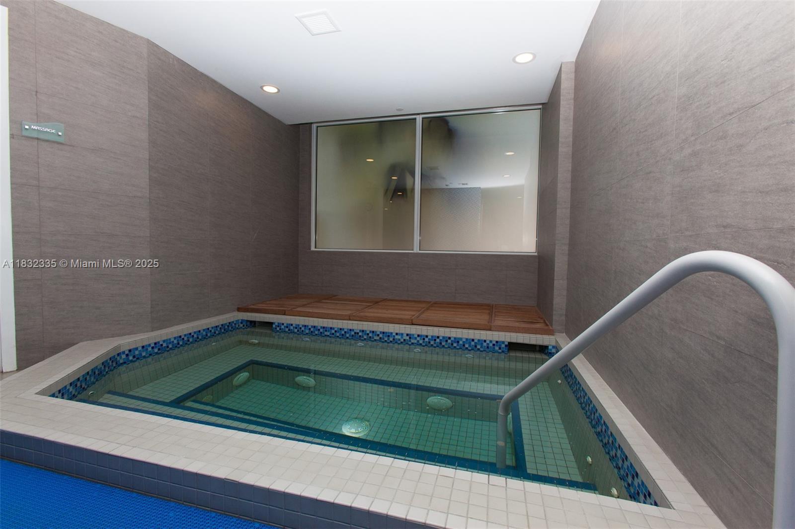 20201 E Country Club Dr #2203, Aventura, Florida image 15