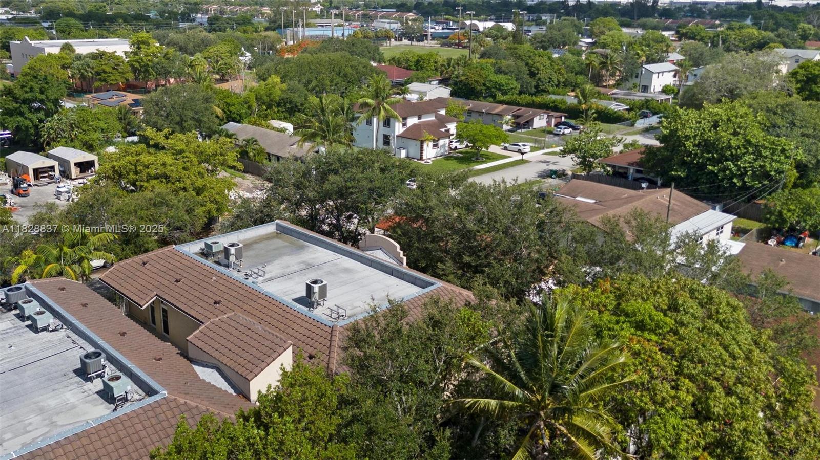 5595 Orange Dr, Davie, Florida image 37