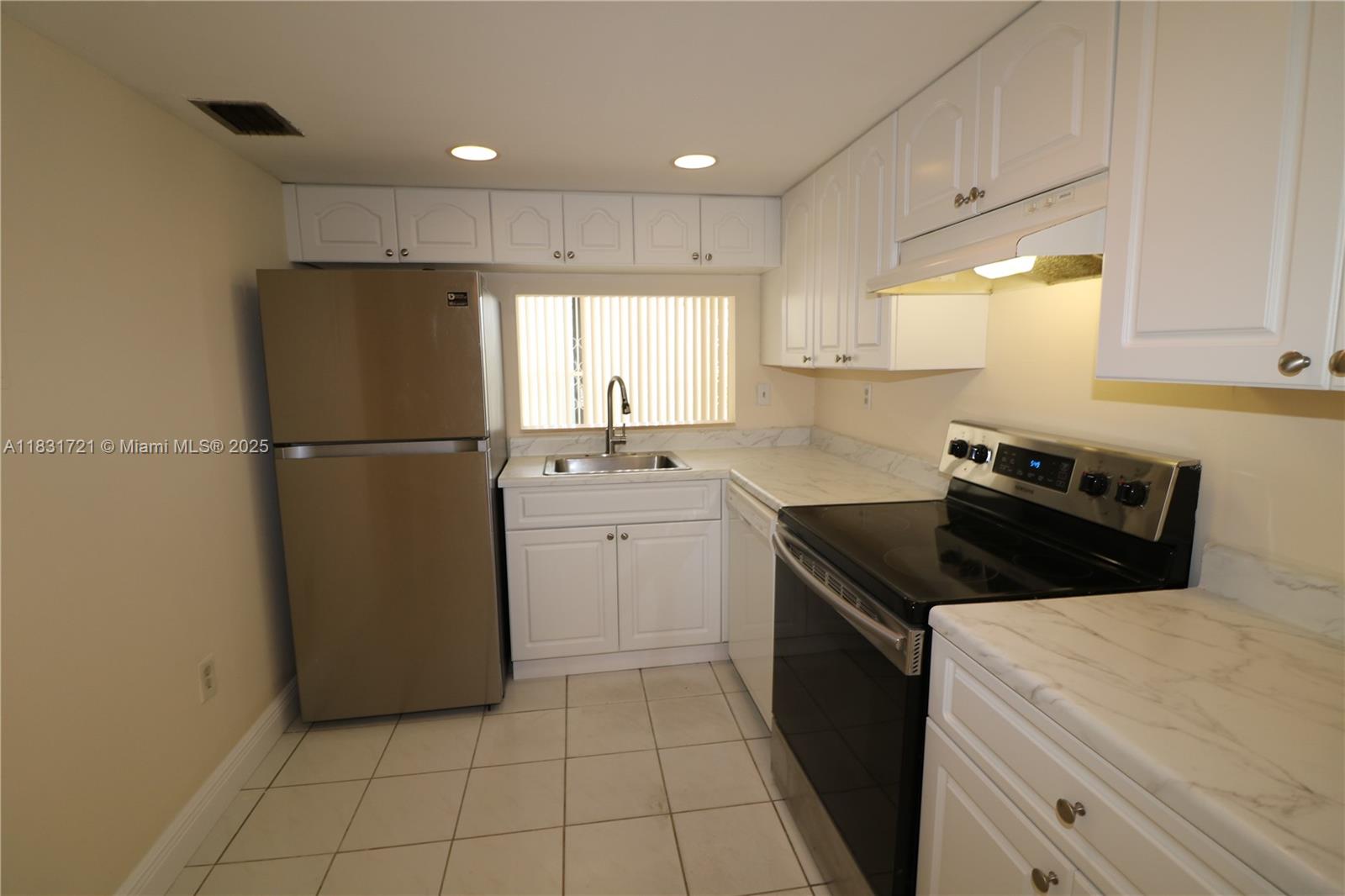 9410 W Flagler St #101-1, Miami, Florida image 6