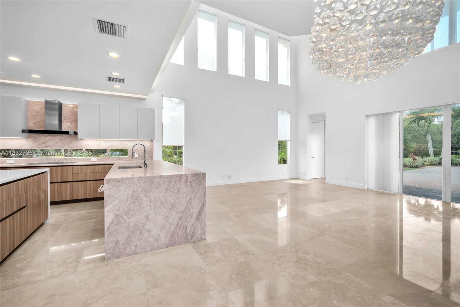 3200 Lake Ridge Lane, Weston, Florida image 13