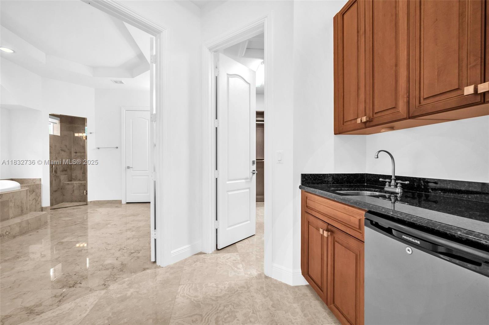 3200 Lake Ridge Lane, Weston, Florida image 19