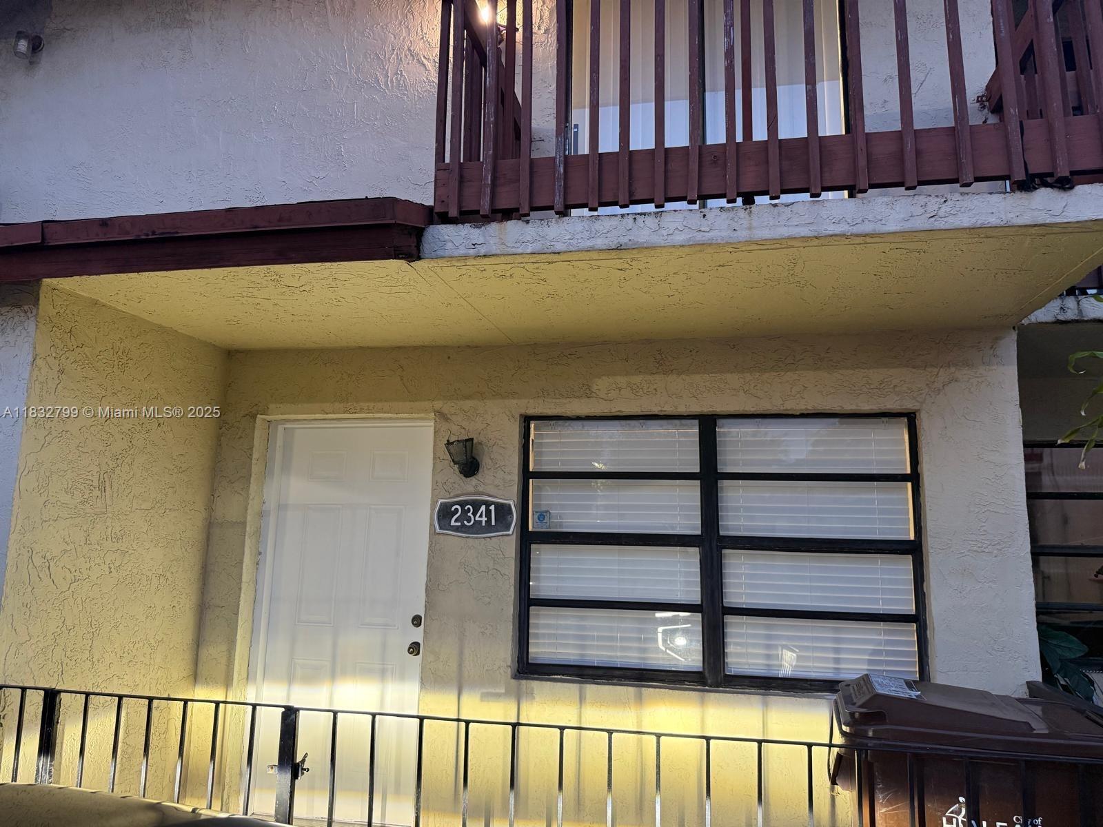 2341 W 66th Pl #103, Hialeah, Florida image 1