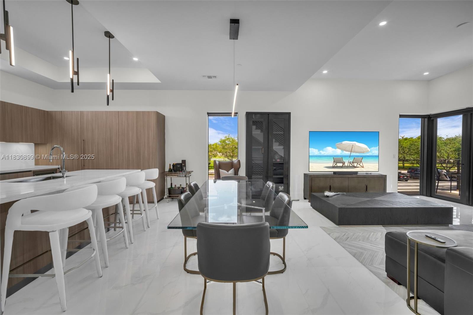 820 NE 2nd St, Fort Lauderdale, Florida image 10