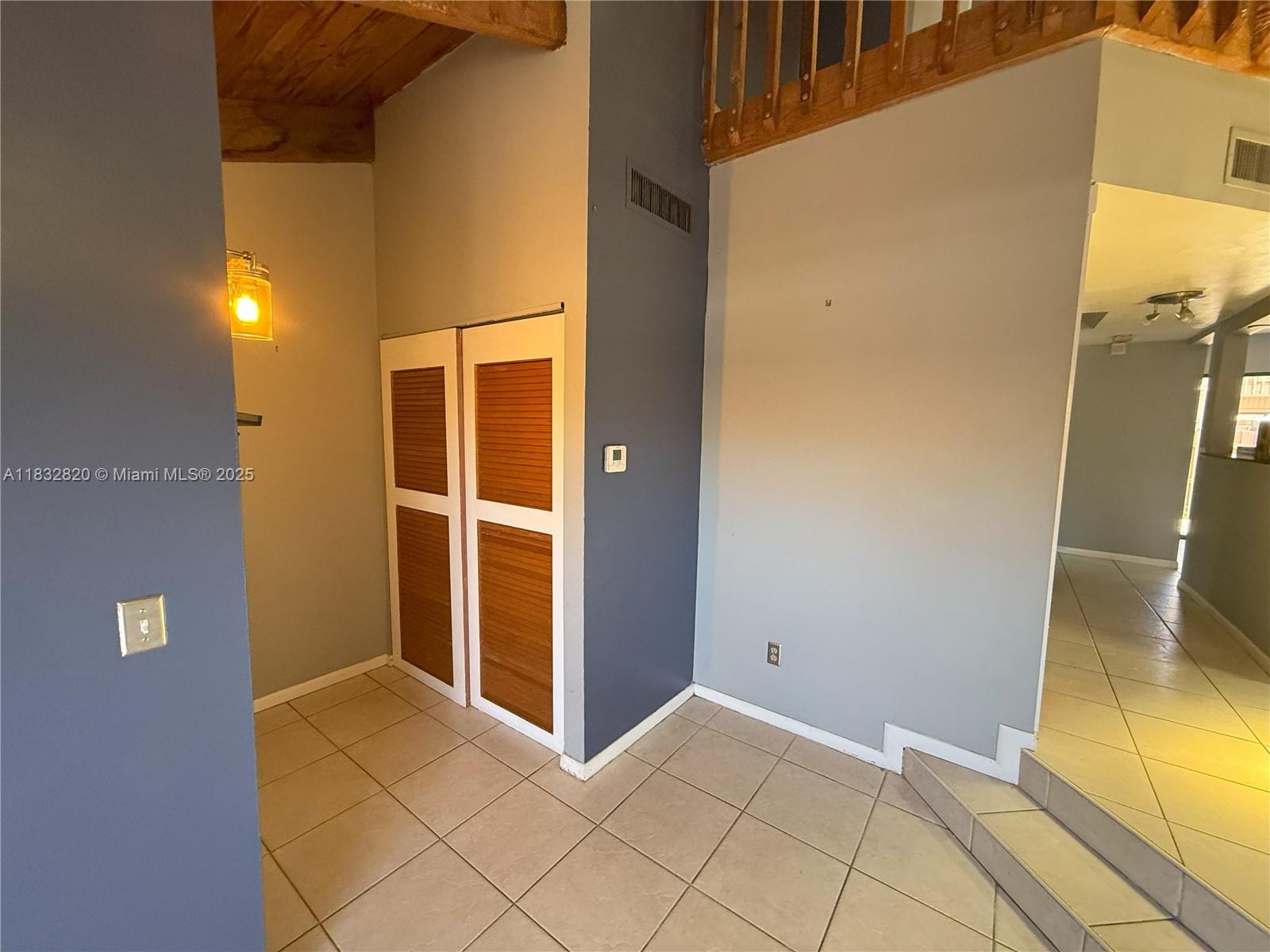 1965 SW 81st Way, Davie, Florida image 3